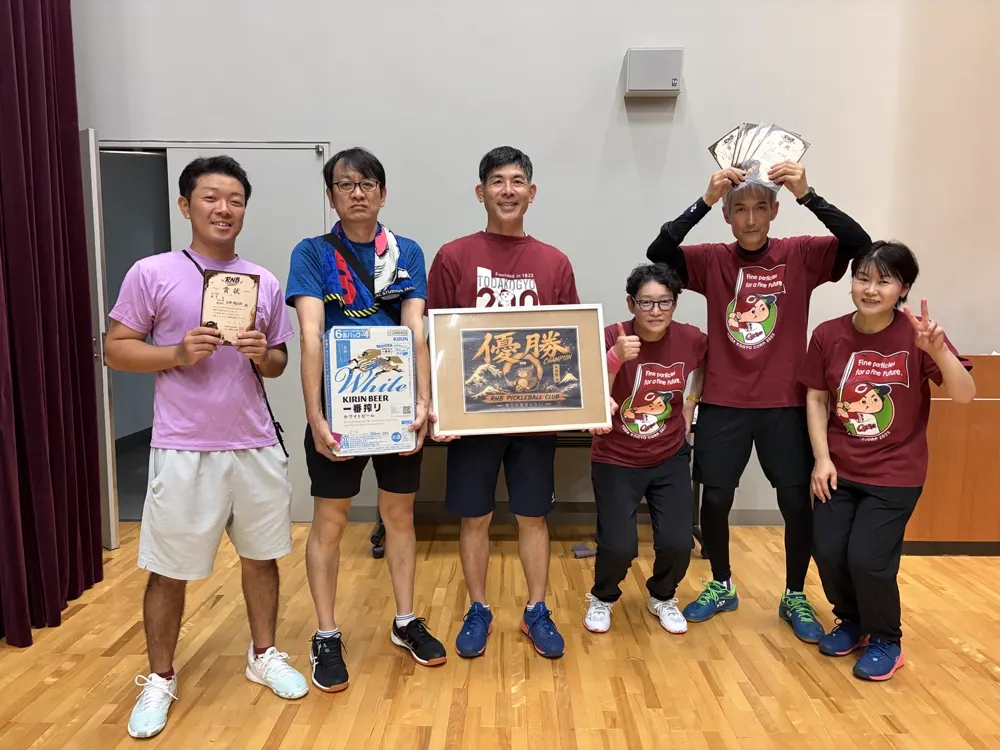 第1回 山口県企業対抗ピックルボール大会 表彰式の記念撮影