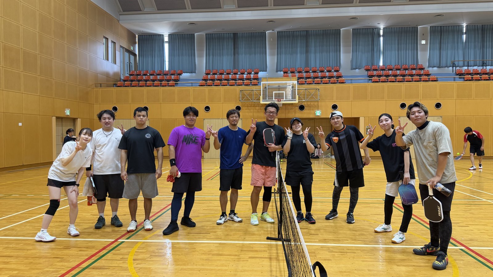 第1回RNB団体戦 参加チームの記念撮影